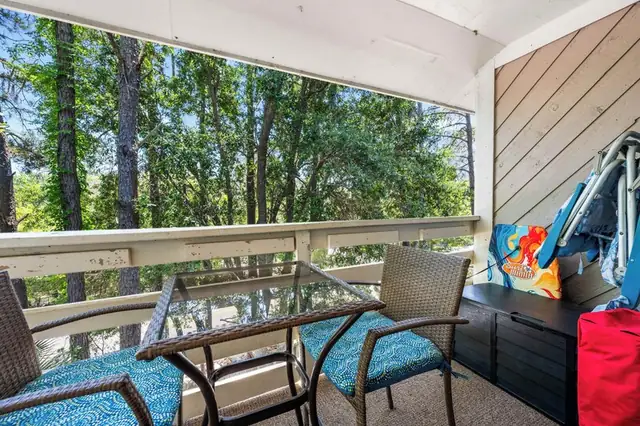 Balcony at Fiddler’s Cove 18I